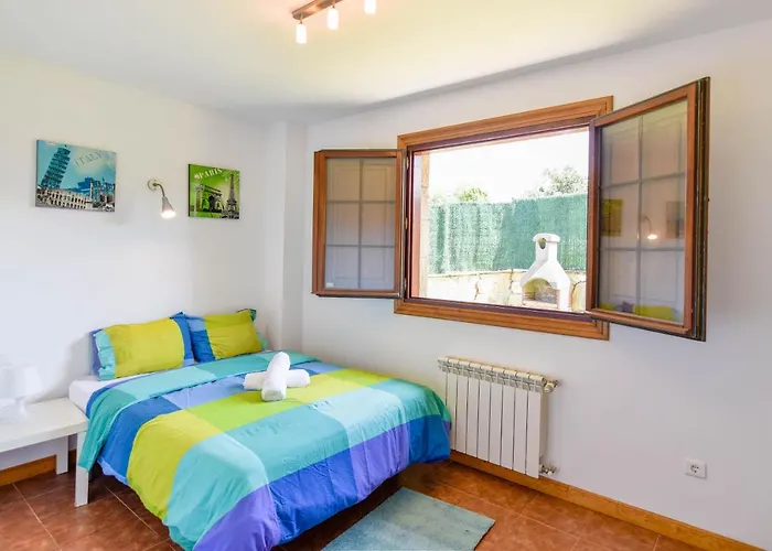 Prázdninový dům ¡nuevo! Comodo Y Amplio Con Jardin